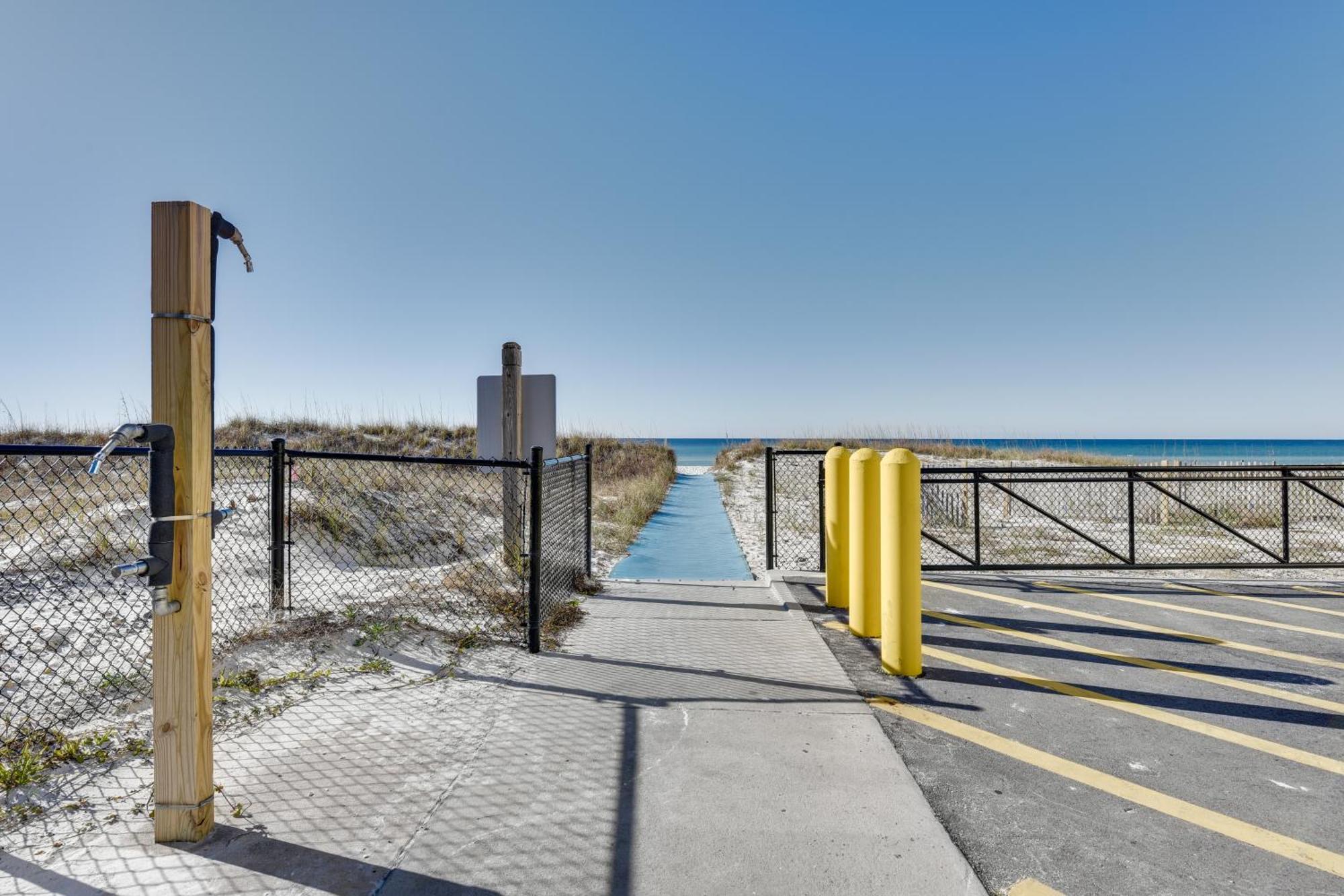 Pcb Studio With Private Patio Steps To Beach! Panama City Beach Bagian luar foto