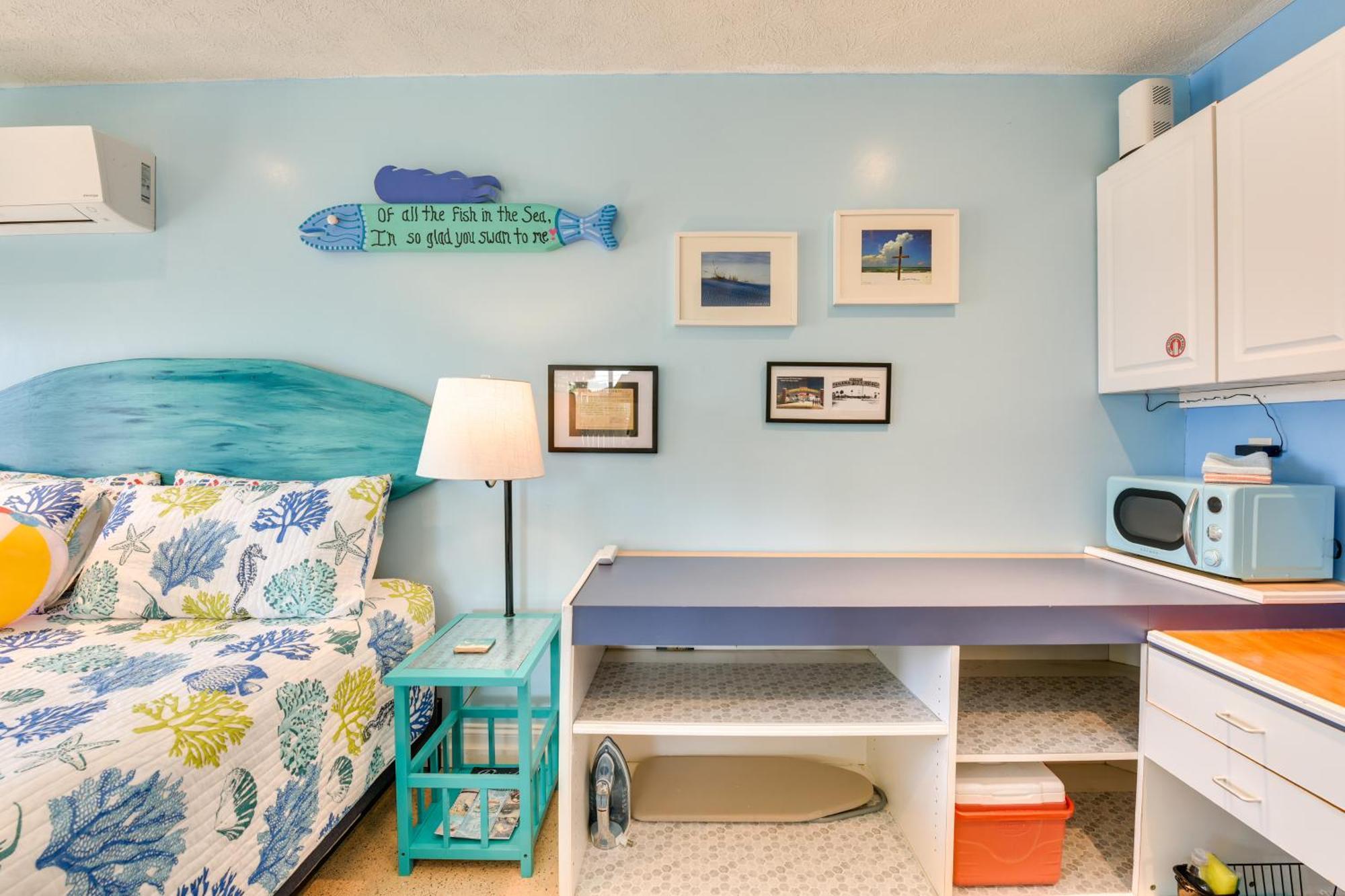 Pcb Studio With Private Patio Steps To Beach! Panama City Beach Bagian luar foto